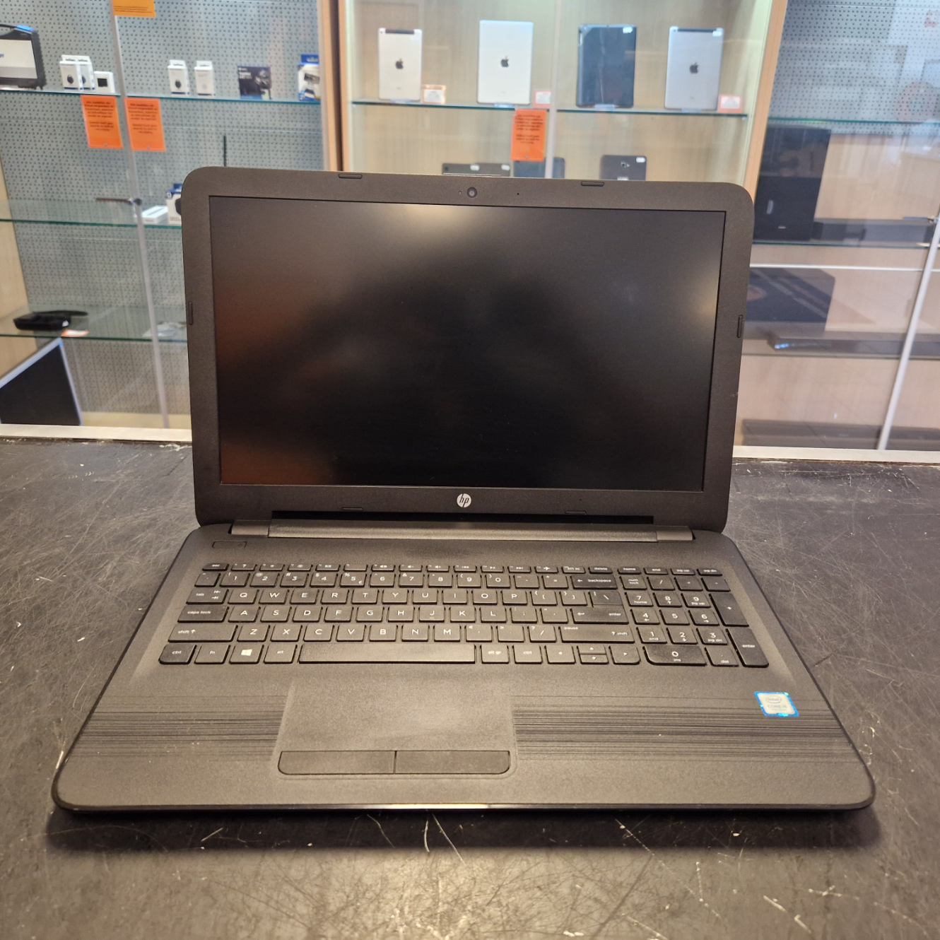 HP 15-AY128ND Intel Core i5-7200U 4GB 128GB SSD Windows 10 - In Nette Staat