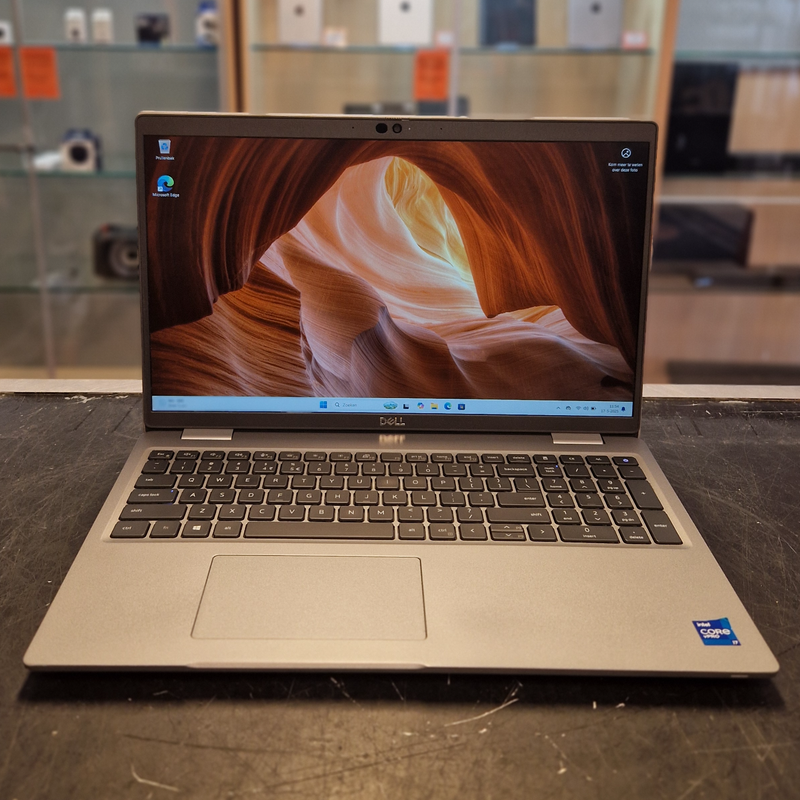 Dell Latitude 5520 Intel Core i7-1185G7 V Pro 16GB 512GB SSD - In Nette Staat