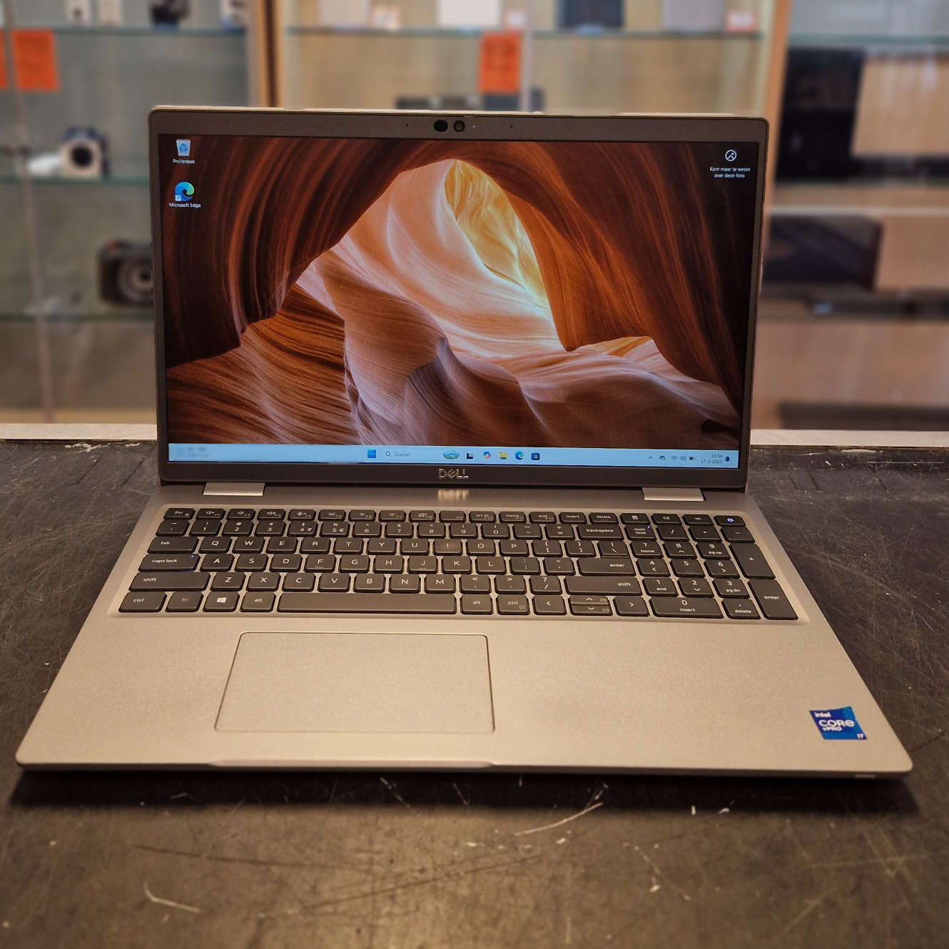 Dell Latitude 5520 Intel Core i7-1185G7 V Pro 16GB 512GB SSD - In Nette Staat