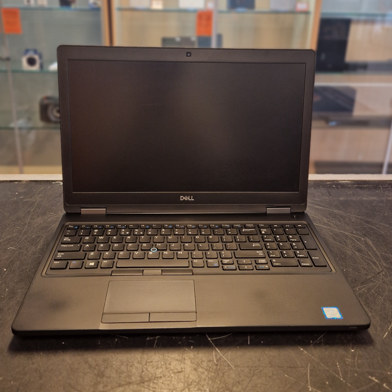 Dell Latitude 5591 Intel Core i7-8850H 16GB 256GB SSD Windows 11 - In Nette Staat