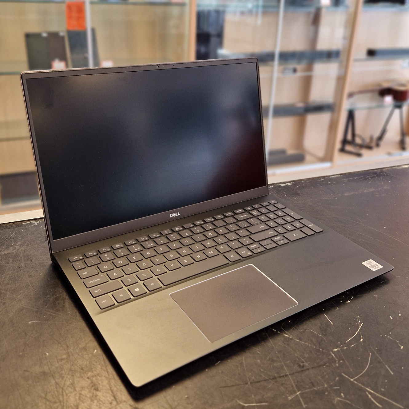 Dell Vostro 15 5501 Intel Core i5-1035G1 8GB 256GB SSD Windows 11 - In Nette Staat
