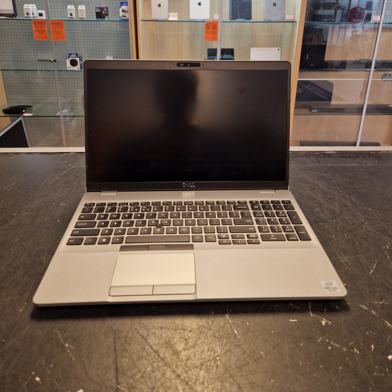 Dell Vostro 15 5501 Intel Core i5-1035G1 8GB 256GB SSD Windows 11 - In Nette Staat