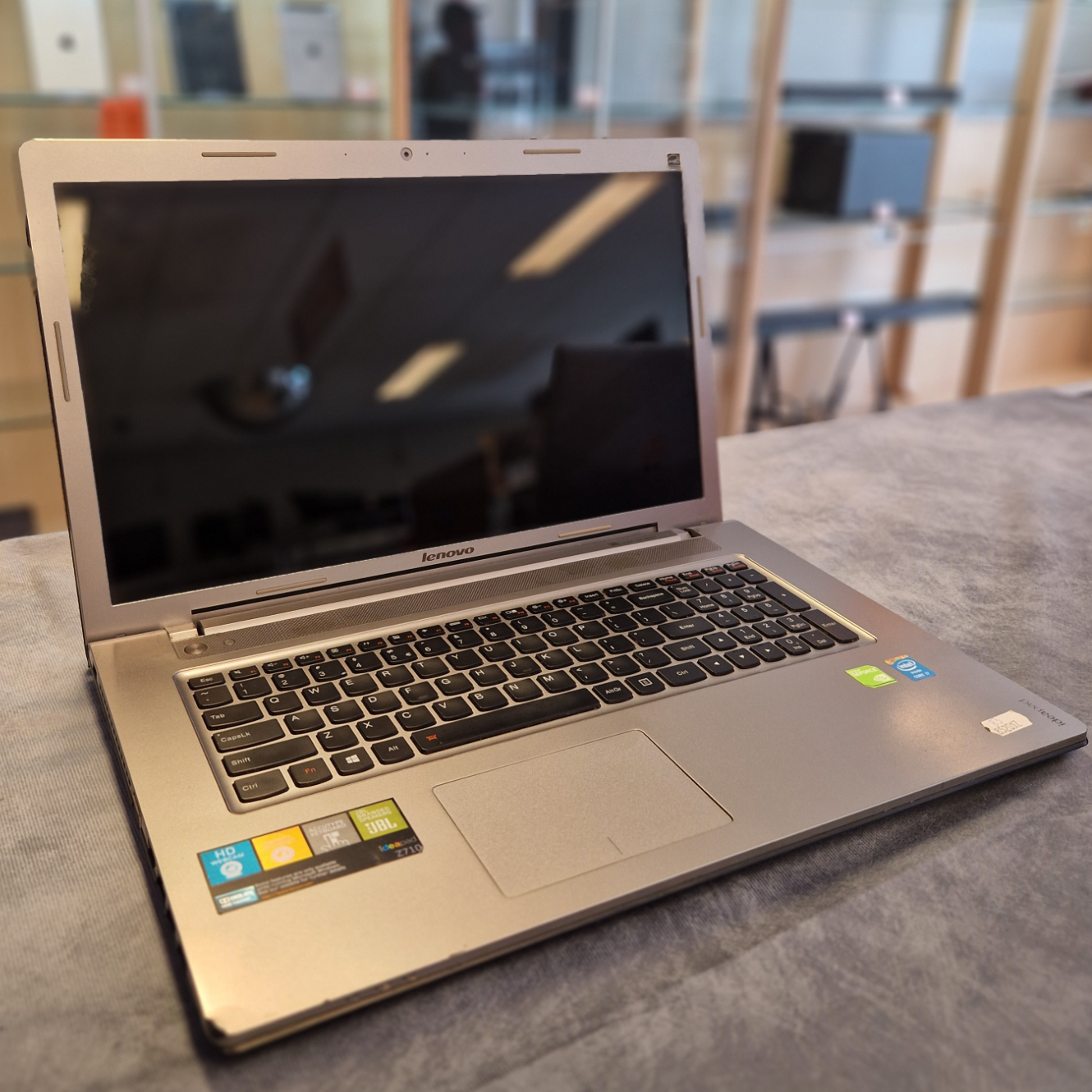 Lenovo Ideapad Z710 Intel Core i7-4700MQ 8GB 500GB HDD - Windows 11