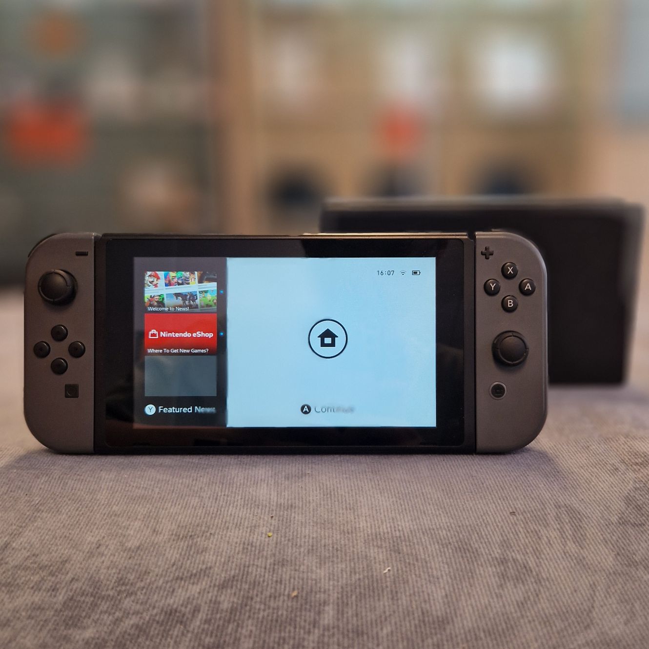 Nintendo Switch First Edition 32GB Spelcomputer - In Nette Staat