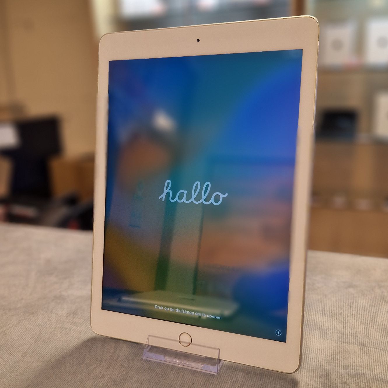 Apple iPad 6th Generation 32GB Accu 88% | Wifi - In Nette Staat