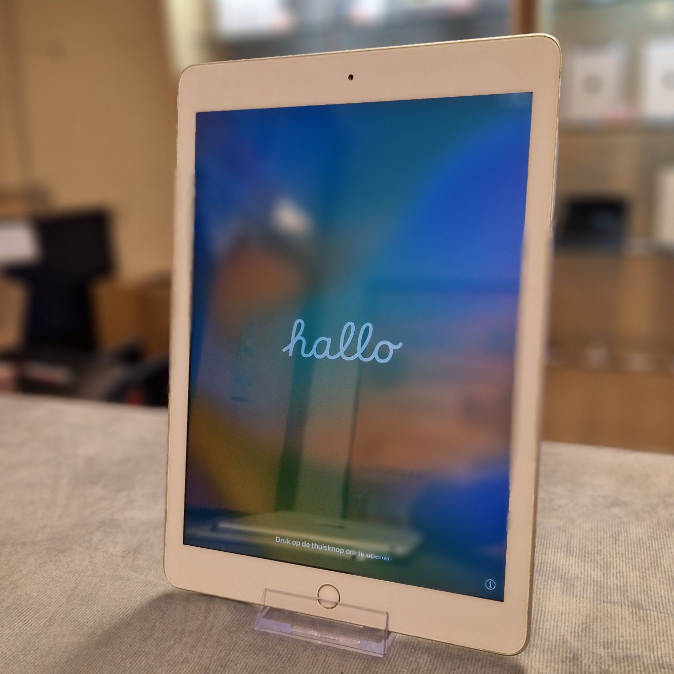 Apple iPad 5th Generation 32GB Accu 99% | Wifi - In Nette Staat