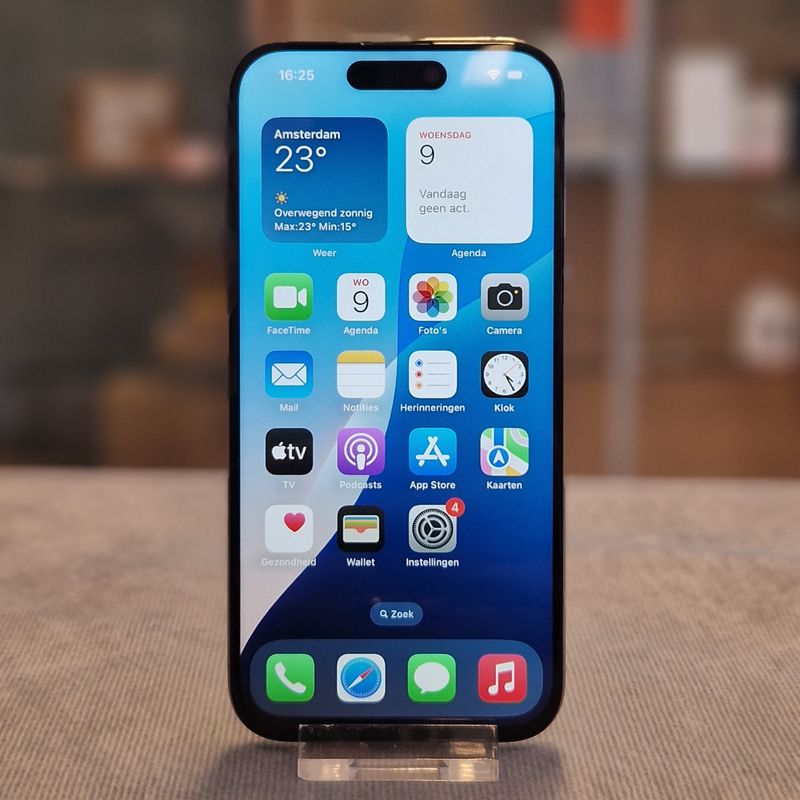 Apple iPhone 15 Pro 128GB Accu 100% iOS 18 | Natural Titanium - Refurbished