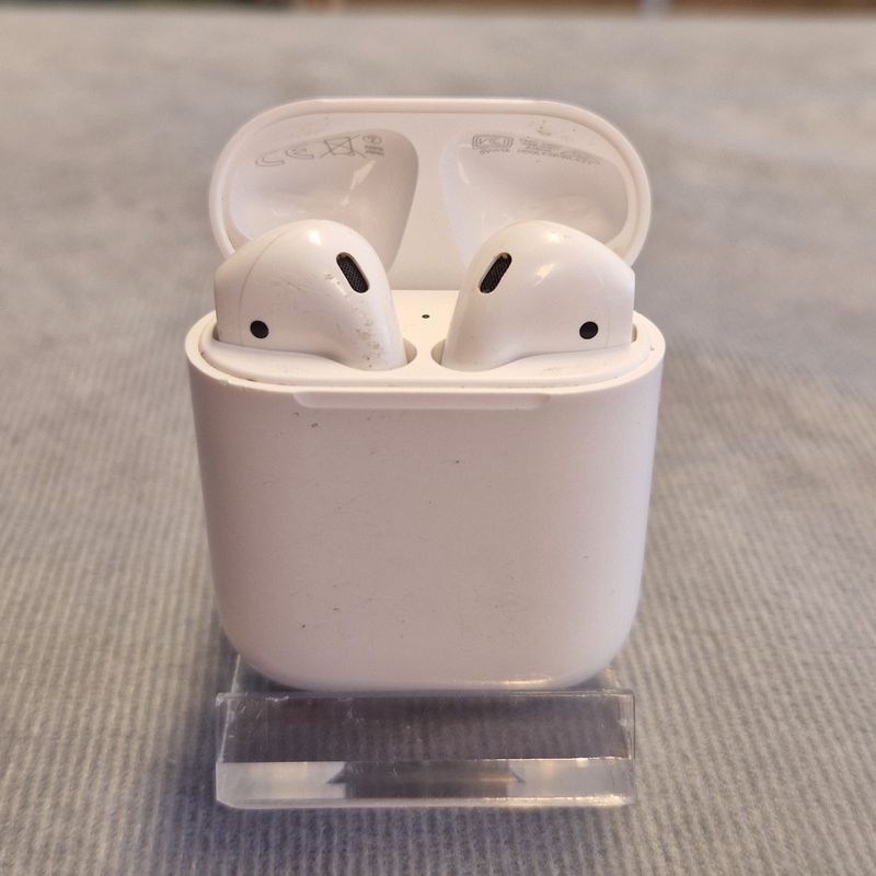 Apple Airpods 2e Generatie Bluetooth Earbuds - In Nette Staat