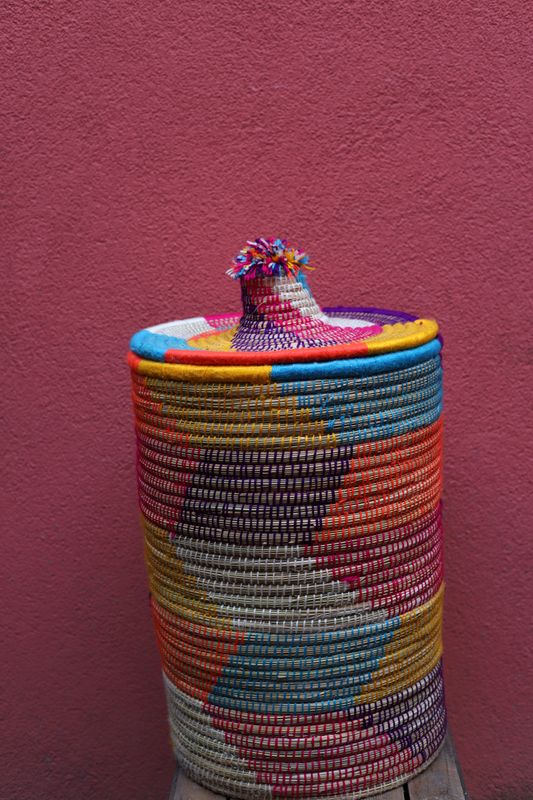 Gekleurde opbergmand