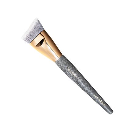 I am klean foundation brush 3