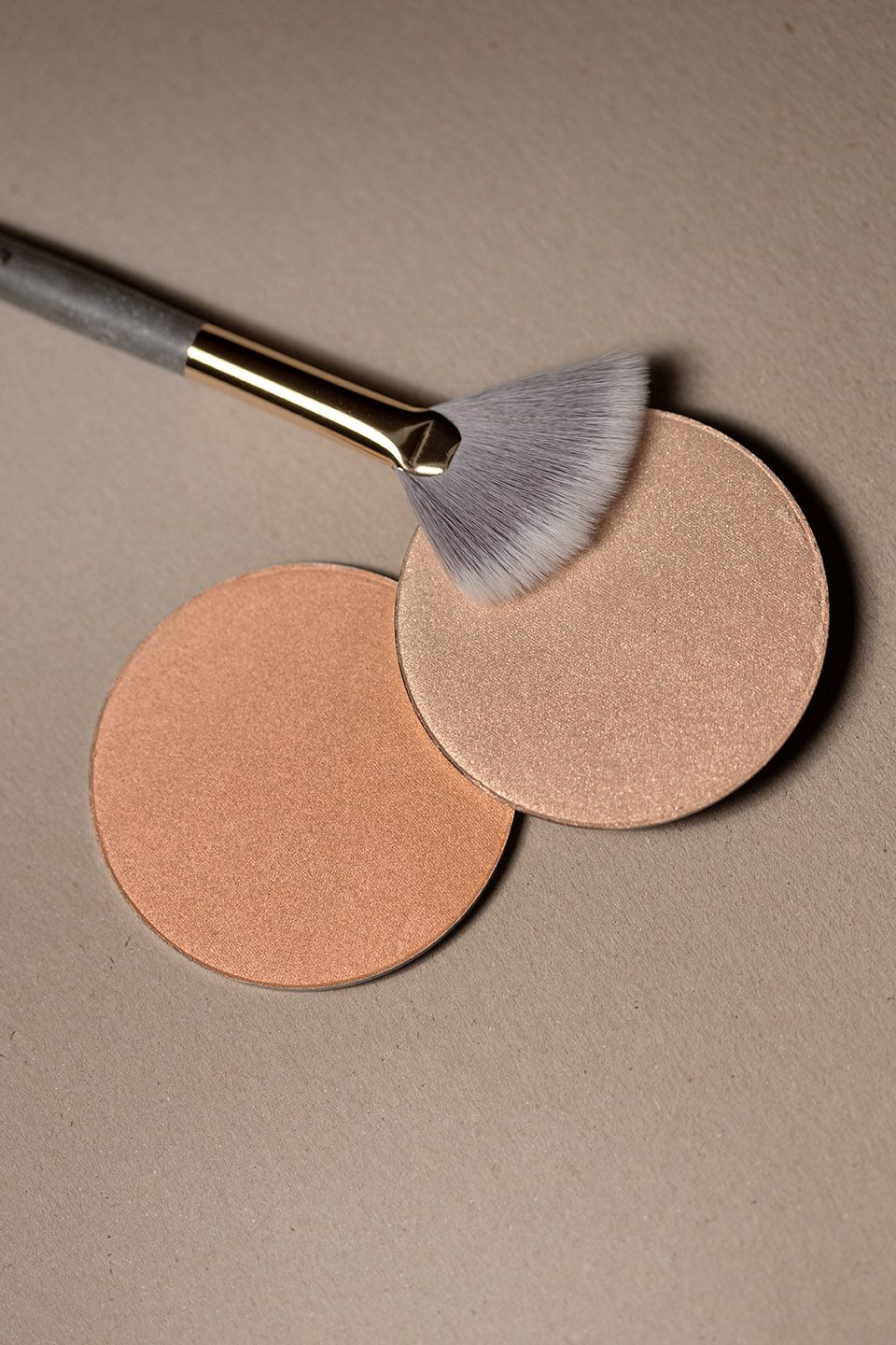 I am klean compact highlighter