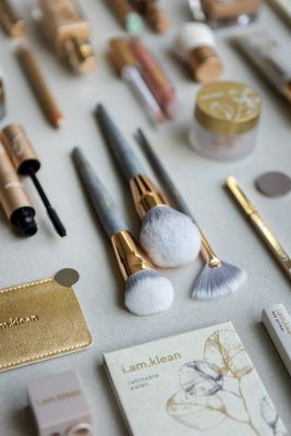 Make-up