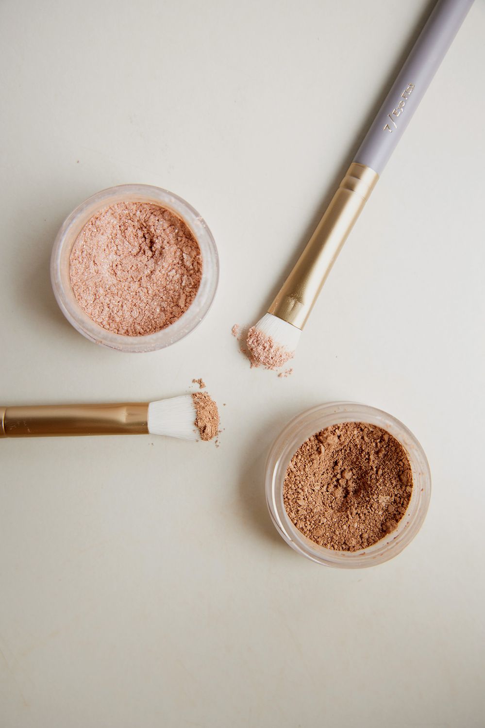 I am klean Loose mineral eyeshadow