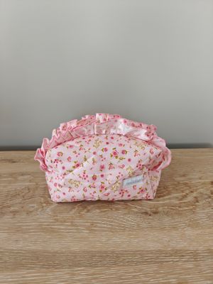 Millie toilettas medium ruffle bloemen