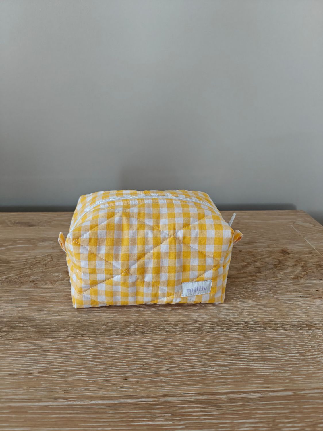 Millie toilettas medium ruitjes geel