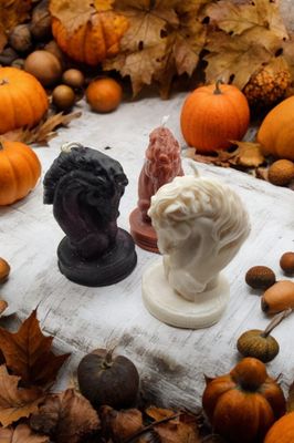 Tiere 1  Pferdestatue Kerze