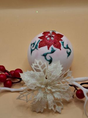 WK weihnachtliche Kugeln