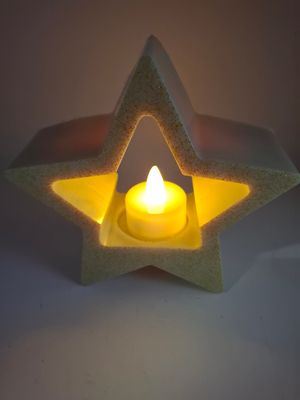 Traditioneller Weihnachtsstern mit Teelicht – Duftende Festtagsstimmung