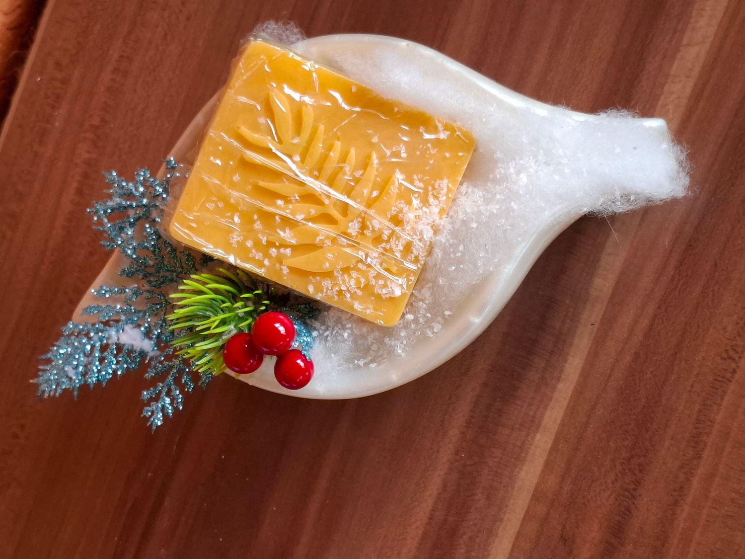 Set aus Seifenschale aus Epoxidharz mit individueller Seife