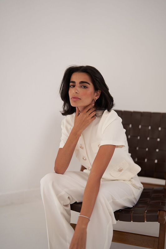 The Pallazo Button-down