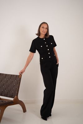 The Pallazo Black Button-down