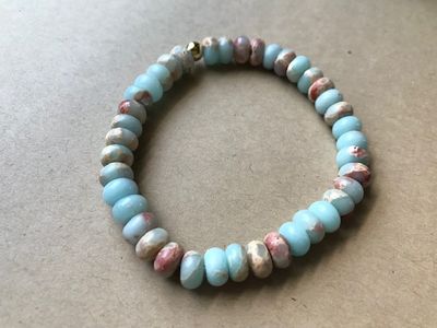 Treehouse Dreams: Serpentine &amp; Gold Stretch Bracelet