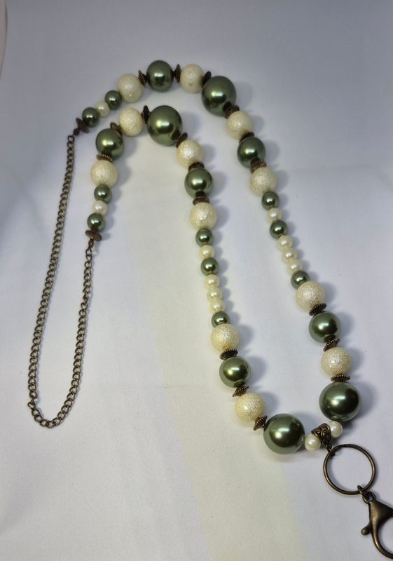 Handcrafted Olive Green &amp; Cream Pearl Badge Holder Lanyard – Heavy Duty Antique Brass Chain, 34&quot; Pullover, Large Clasp