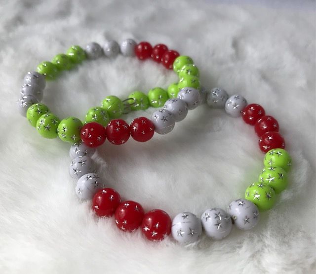 Red, White &amp; Grinch Green Memory Wire Bracelet – Fun, Festive, and Adjustable
