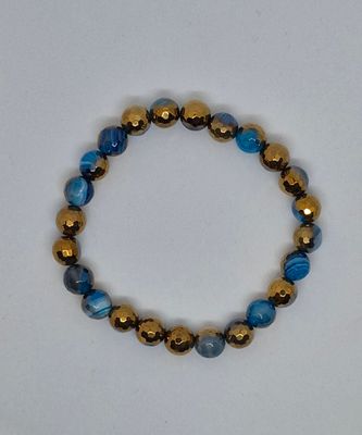 Plated Agate Blue &amp; Gold Stretch Bracelet – Elegant, Unique, and Timeless