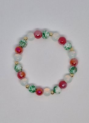 Red, White &amp; Green Stretch Bracelet – Handcrafted Holiday Elegance