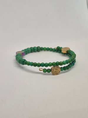 Tree of Life Memory Wire Bracelet – Green Magnesite &amp; Gold Charms