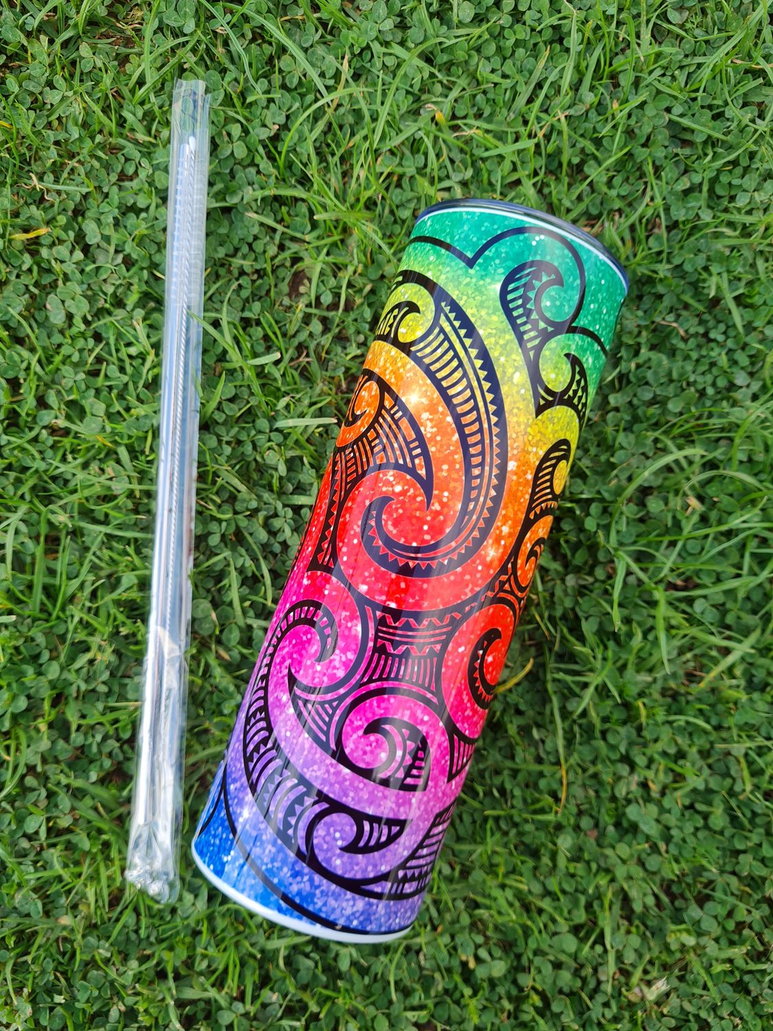 Rainbow ombre Kōwhaiwhai tumbler