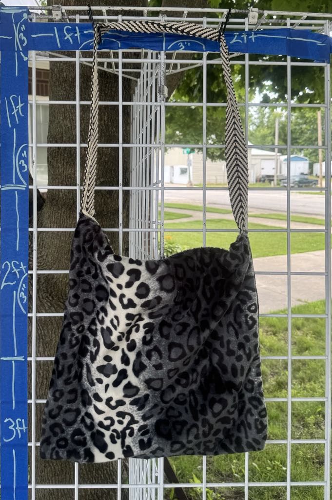 Black and White Cheetah Print Purse