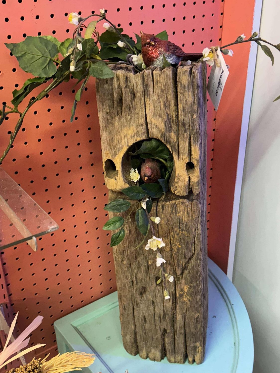 Cardinal Nest
