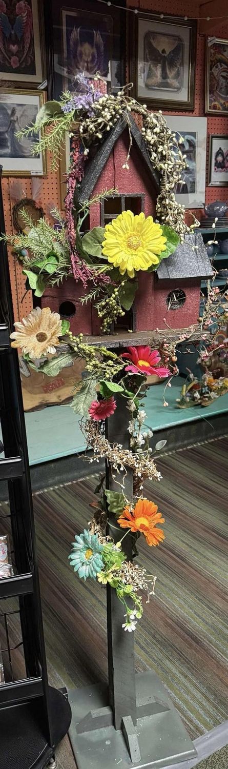 SS Tall Spring Birdhouse