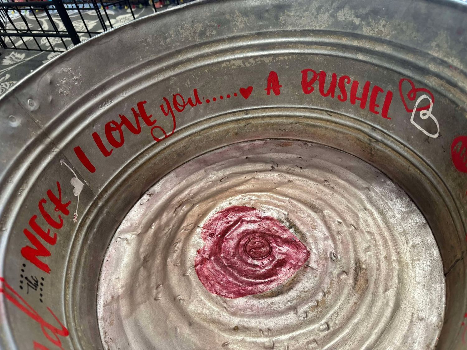 Wash tub I Love You a Bushel and a Peck
