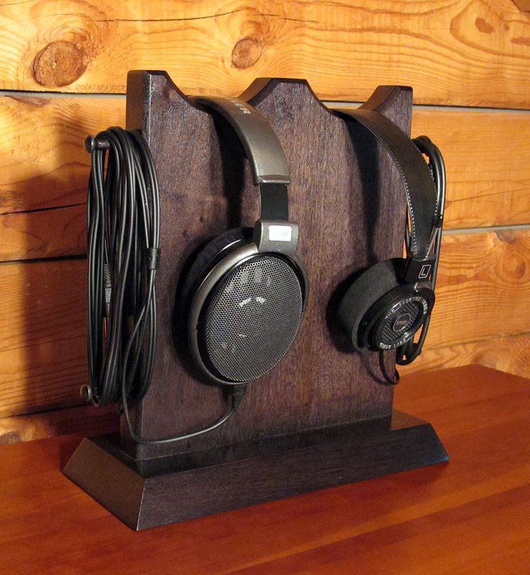 Double Headphone Stand w/ 2 Scoops