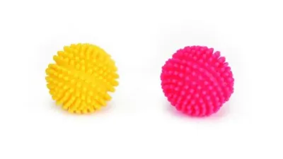Beeztees Stekelbal - hondenspeeltje - Gekleurd - 7 cm
