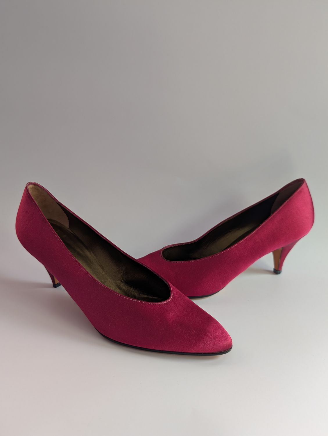 YSL Vintage Fucshia Satin Pumps Size 9M