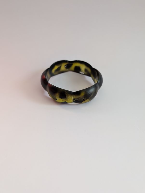 UNBRANDED Early 00&#39;s Green Mottled Acrylic Bangle