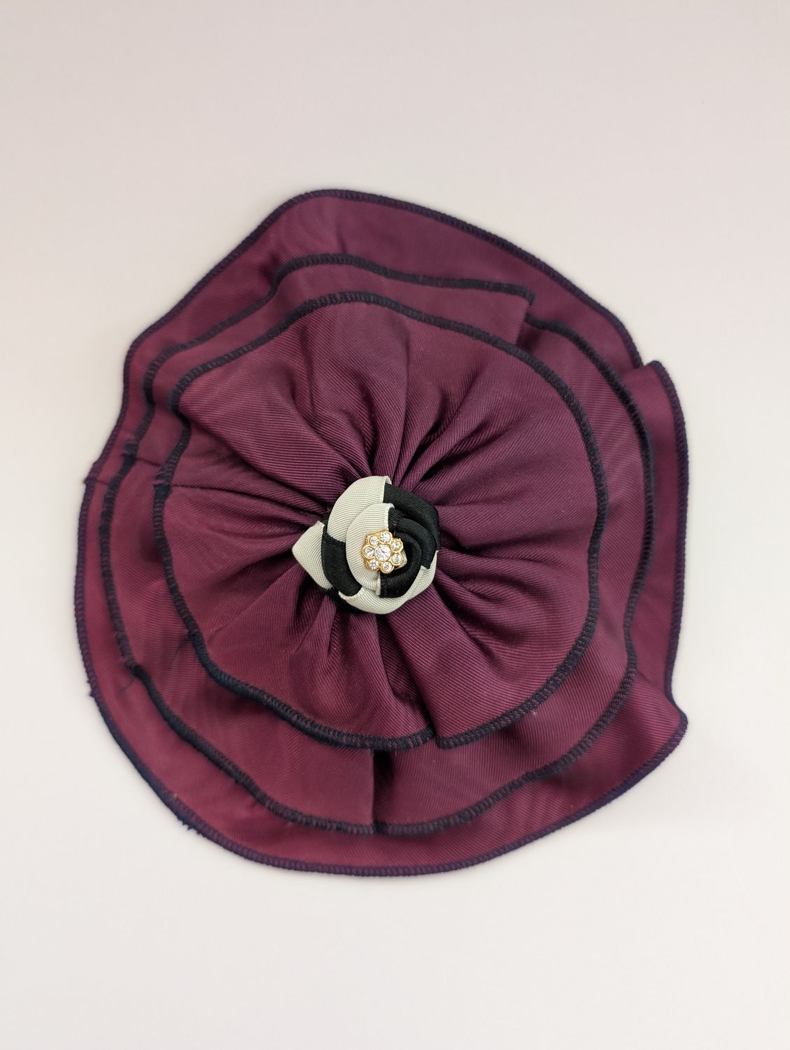 NINA RICCI Large Maroon Hair Barrette