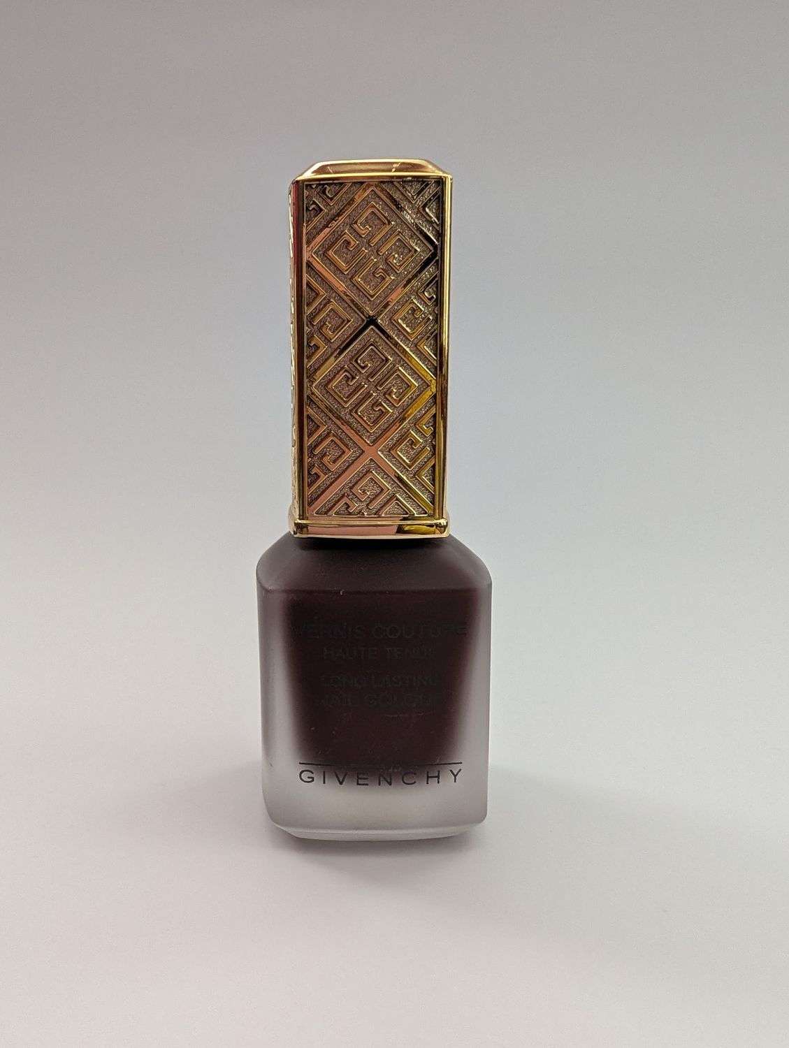 GIVENCHY VERNIS COUTURE Nail Polish Color: 397