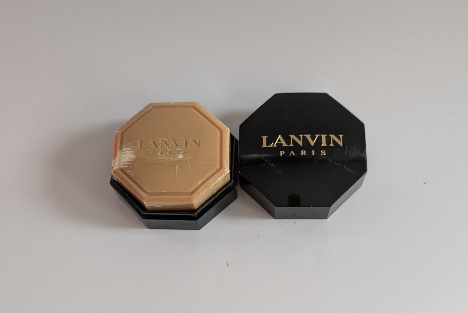 LANVIN 1980s Deadstock Soap and Dish Set