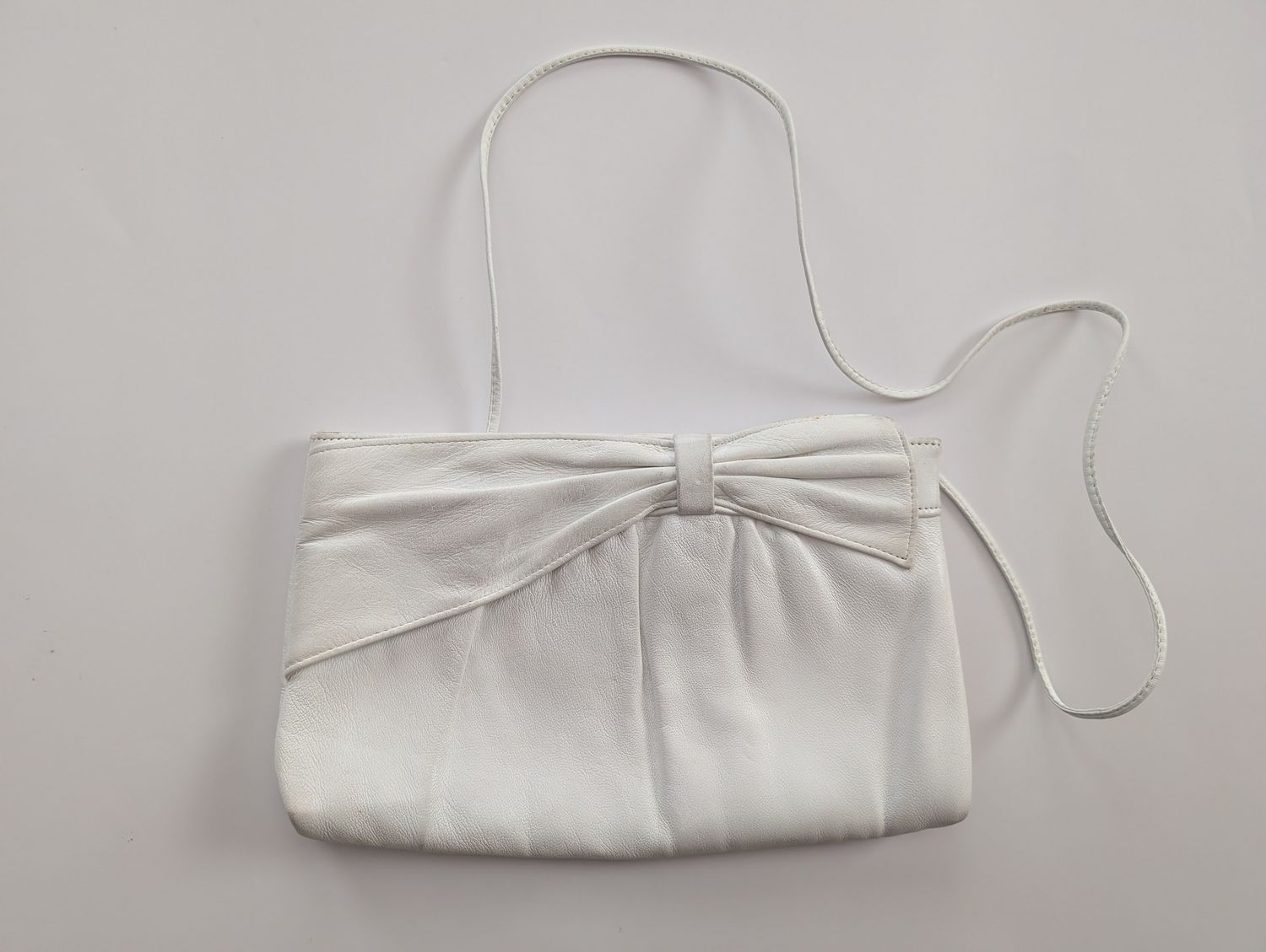 UNBRANDED 1980s White Leather Bow Shoulder Bag