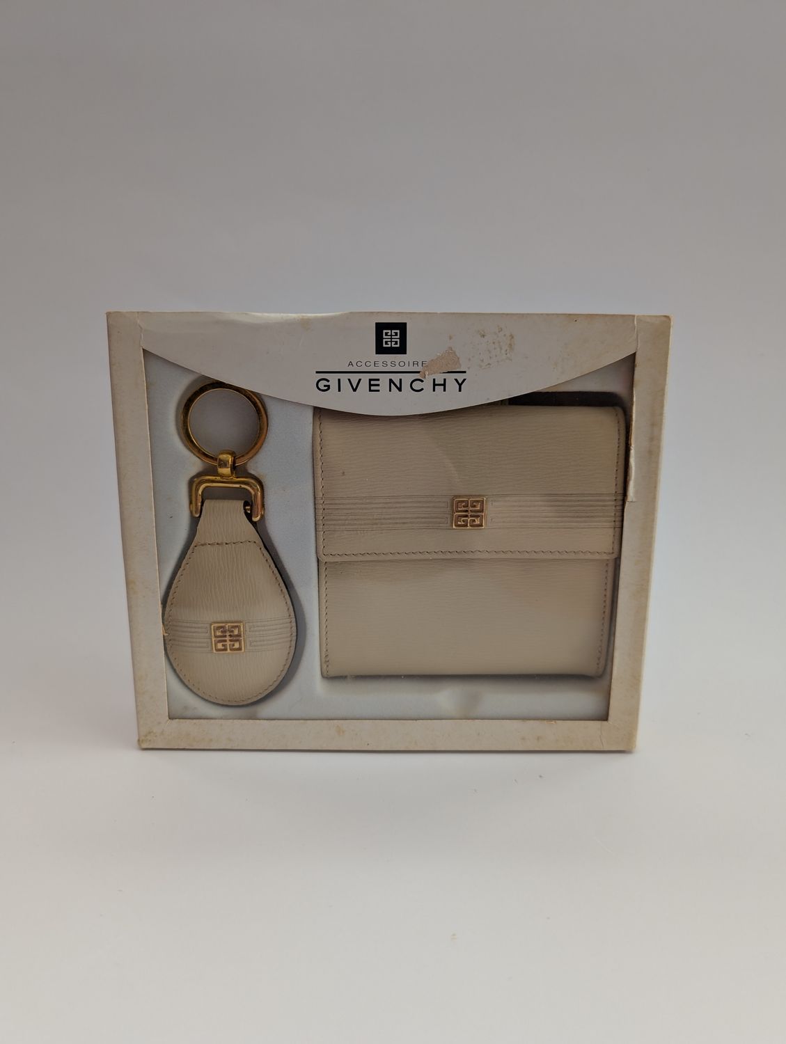 GIVENCHY Wallet and Key Fob Gift Set