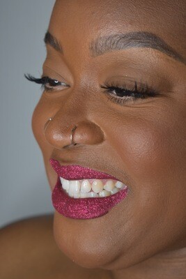 The Arch - Glitter Lip and Eye Topper The Arch - Glitter Lip and Eye Topper