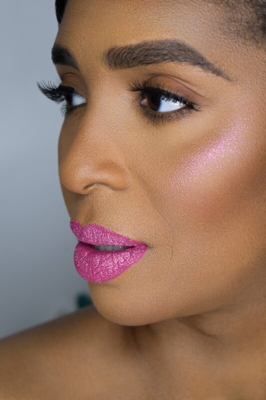 The Latin Palace - Glitter Lip and Eye Topper The Latin Palace - Glitter Lip and Eye Topper