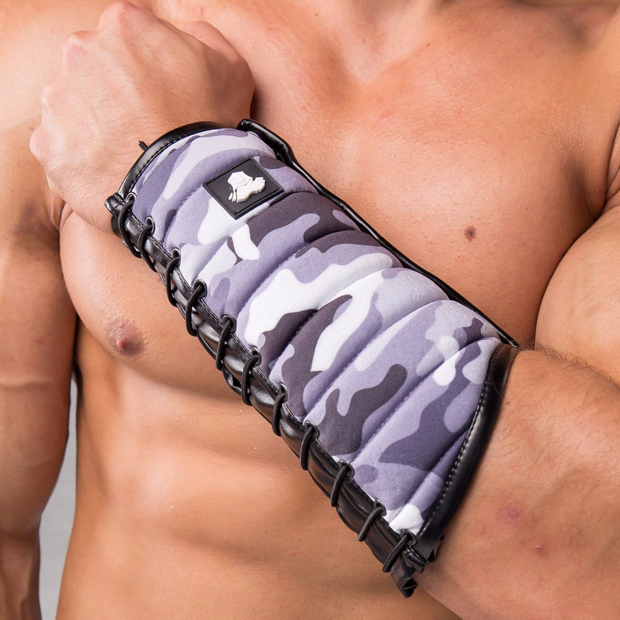 MASKULO - Spandex Forearm Guard Wallet Camo Grey - XL