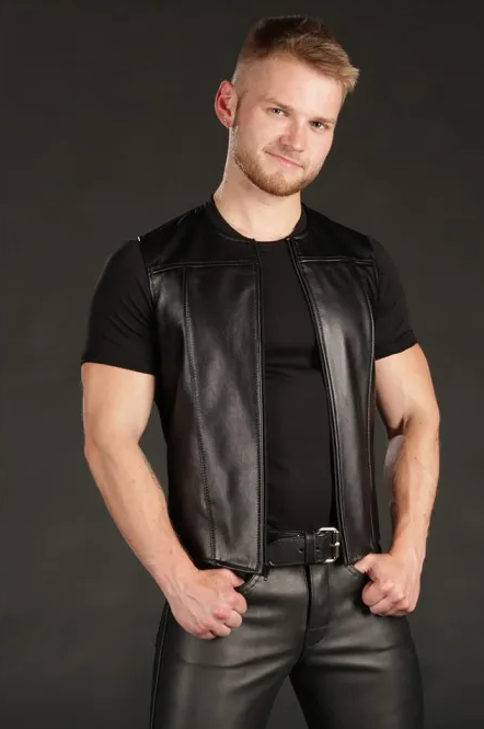 Addikt Zip Vest