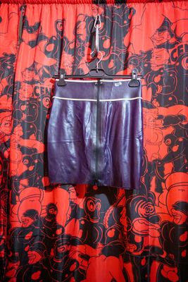 Rubber Dutch purple latex skirt M